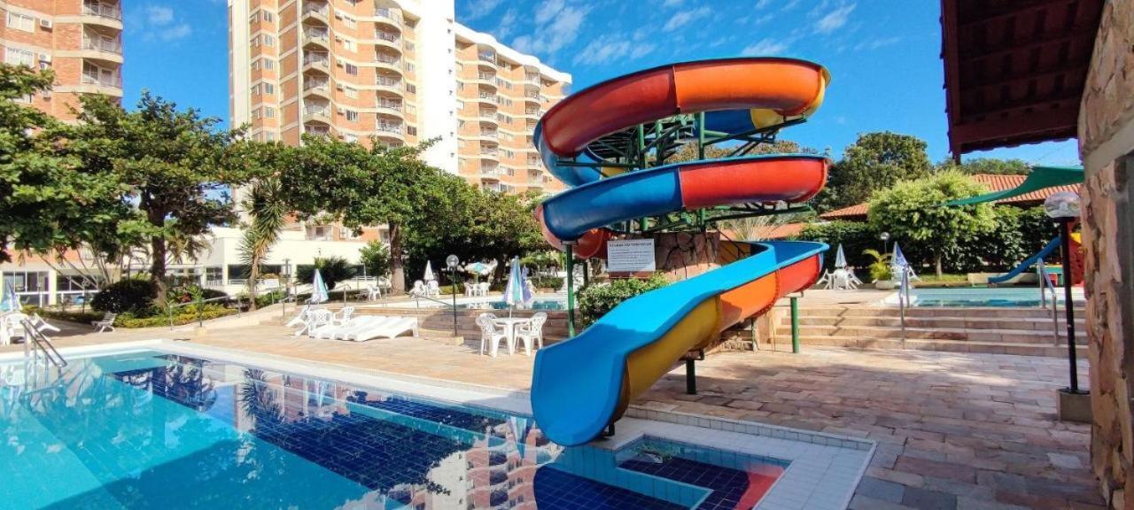 Apartamento Imperio Romano - 2 Quartos, 24Hs Piscina Caldas Novas Exterior photo
